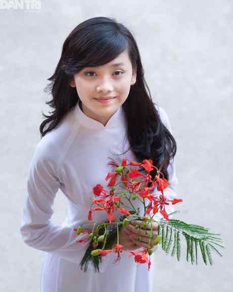Tinh khôi áo dài trắng nữ sinh
